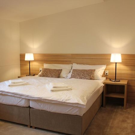 Bily Beranek Hotel Hladov Екстериор снимка